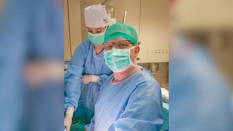 Pionierski zabieg przeszczepienia wątroby u pacjentki z rakiem dróg żółciowych przeprowadzili lekarze Warszawskiego Uniwersytetu Medycznego